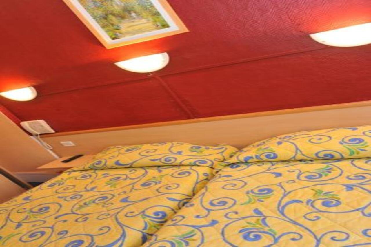 Altona Hotel Paris Exterior photo